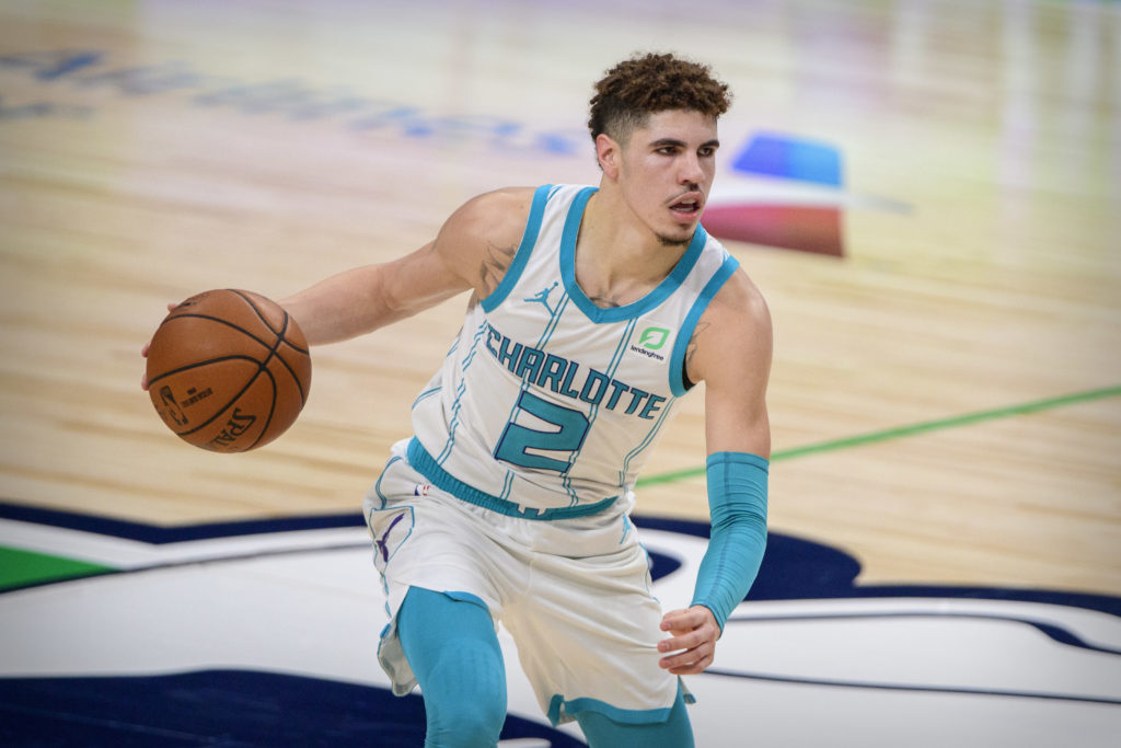 Lamelo Ball brings the ball up the court